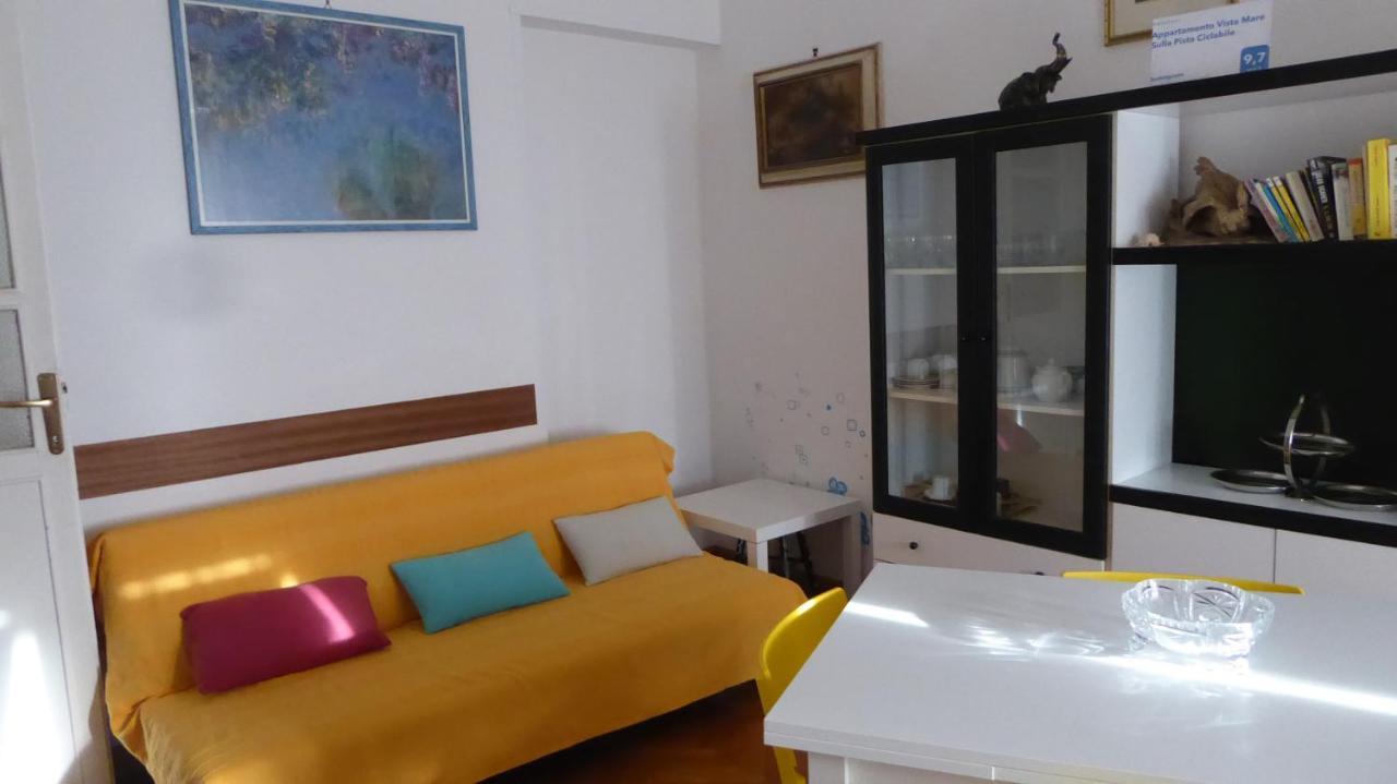 Vista Mare Sulla Pista Ciclabile Apartment *